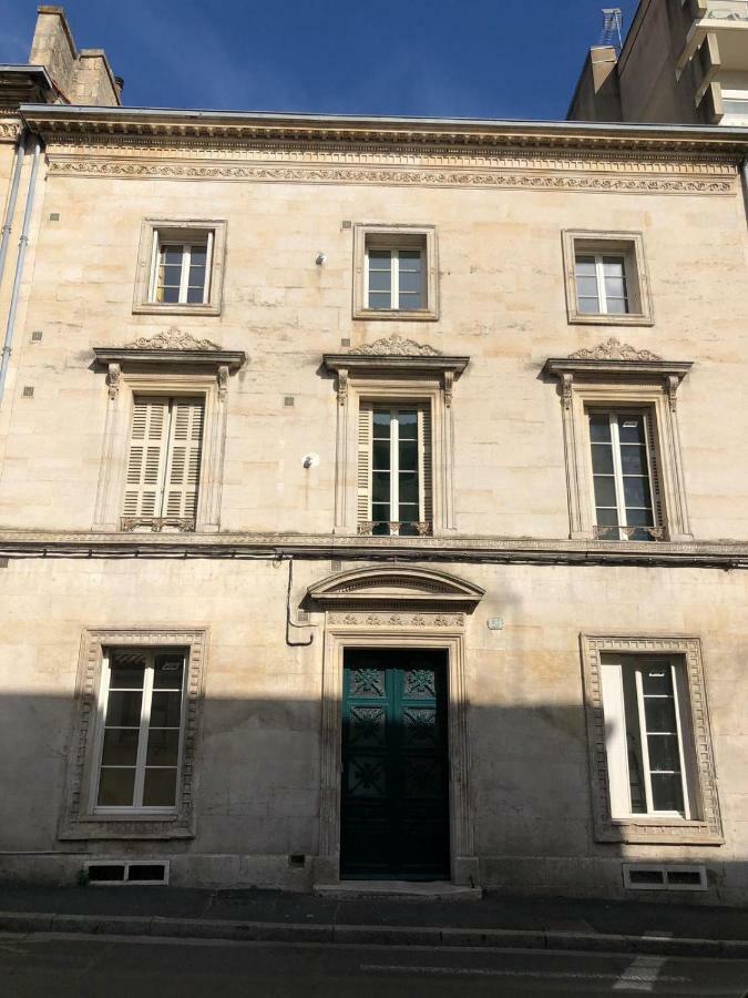 Ferienwohnung Le Galaxy Centre La Breche Wifi Calme Vue Jardin Niort Exterior foto